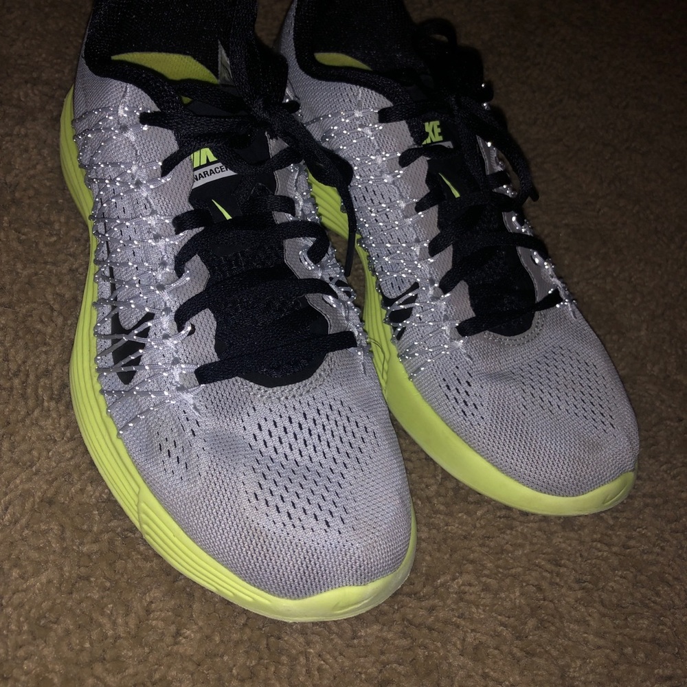 Nike women’s shoes size 7.5